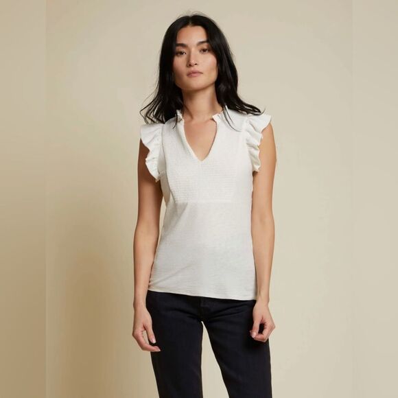 NATION LTD Women's White Ruffle Sleeve Top
100% Pima Cotton
Made in Peru - Picture 1 of 12